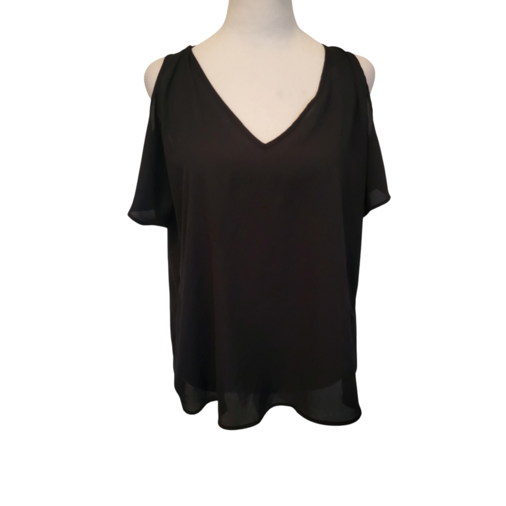 Pink Republic Cold Shoulder Top Black sz L